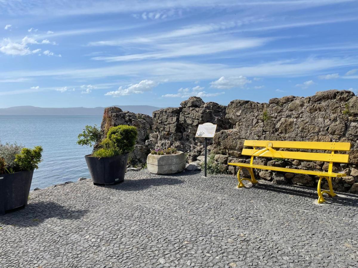 Luminoso Appartamento Sul Lago - Lake Court Anguillara Sabazia Dış mekan fotoğraf